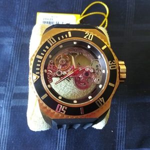 Watch invicta brand new